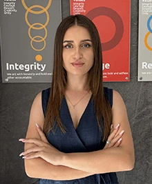 Stela, Social Media Manager